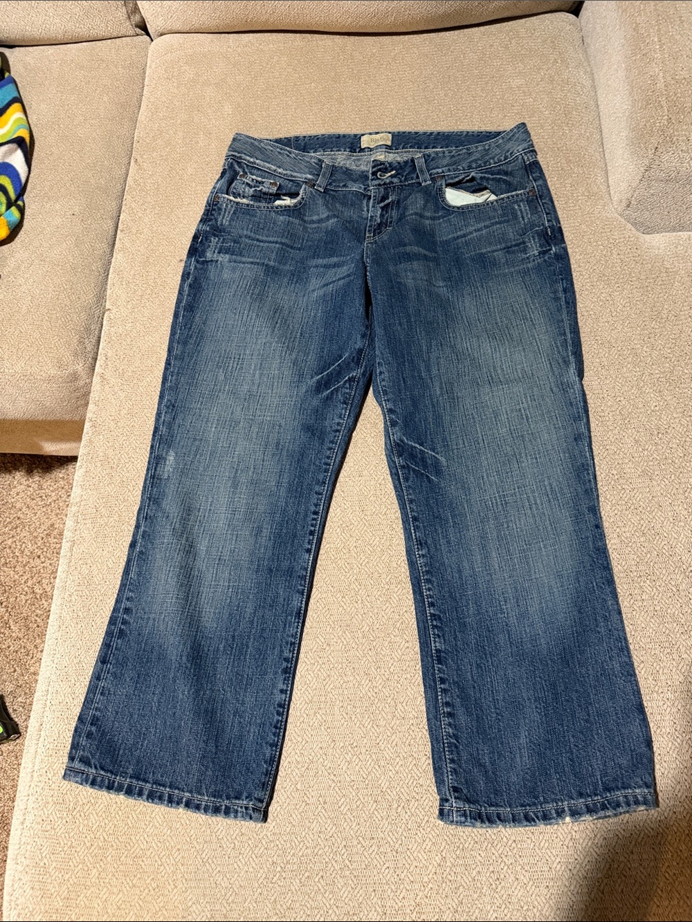 BKE Women's Dark Blue Denim Capris with Faded Wash